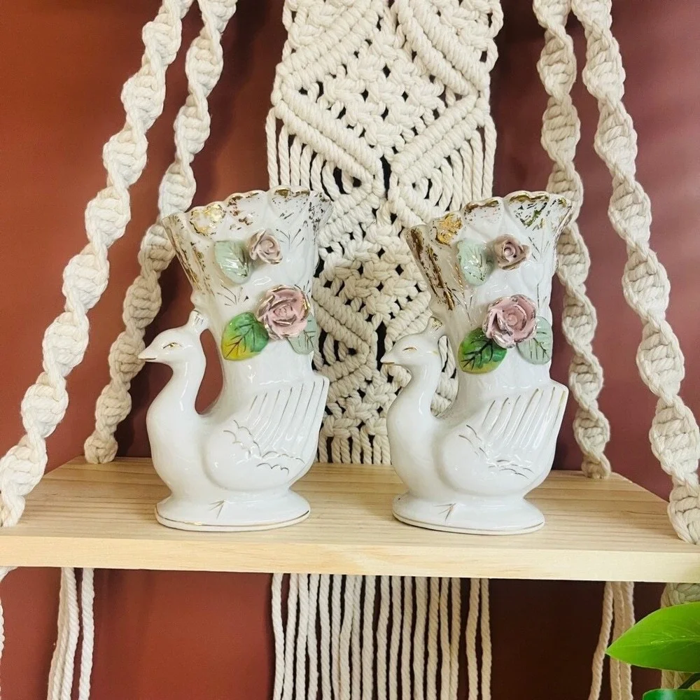 Vintage‎ Peacock Vase Set of 2 Porcelain With Applied Flowers Roses Gold Accent - Picture 2 of 16